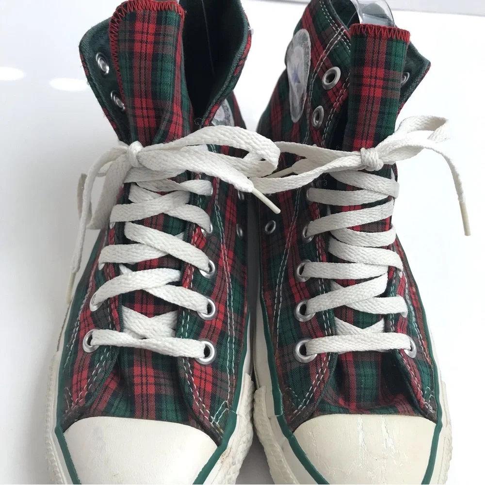 Converse this amazing